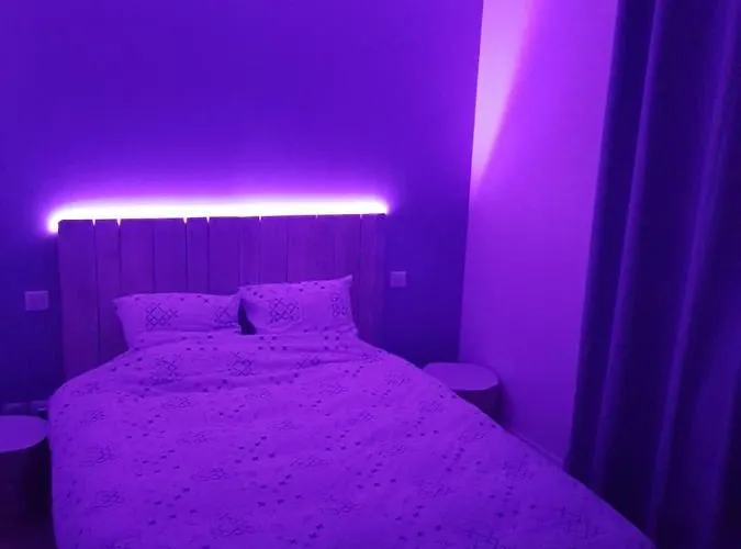 Holiday home Dependance Au Gout De *